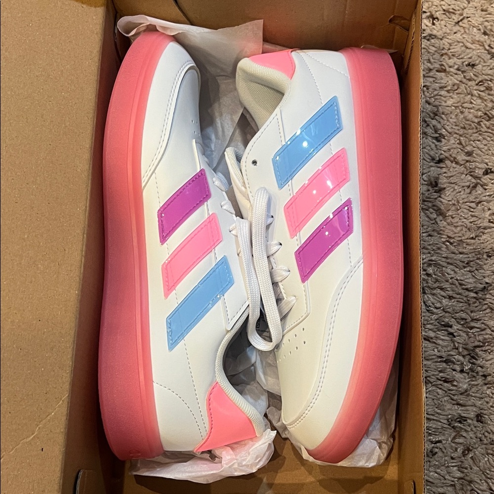 Big Girls Adidas Courtblock Tennis Shoes